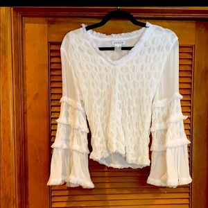 New w/o tag, white puckered, bell sleeve sexy top. L = 21” W = stretches to 19”
